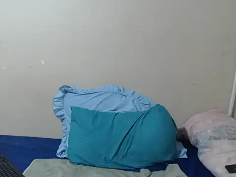 Snapshot of SexyLipss_ chatting on 04-26-26, 01:47 SexyLipss online show from 04-26-26, 01:47