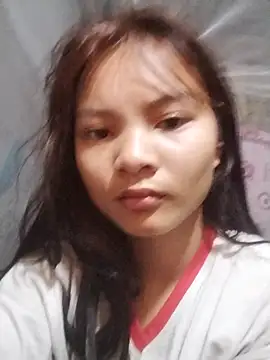 Snapshot of Ye_n chatting on 11-10-25, 11:26 Ye n online show from 11-10-25, 11:26