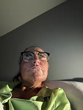 Angel-LinaX online show from 02-09-26, 10:14