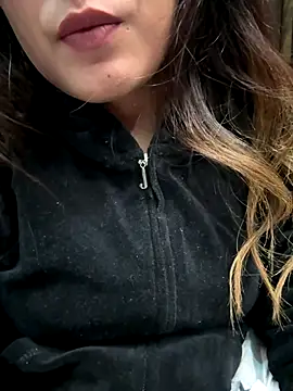 Snapshot of Angel-pune001 chatting on 12-15-25, 03:38 Angel-pune001 online show from 12-15-25, 03:38