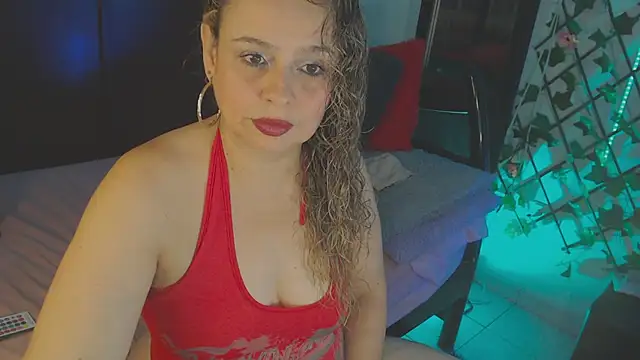 Snapshot of katjohanna chatting on 07-30-26, 04:22 katjohanna online show from 07-30-26, 04:22