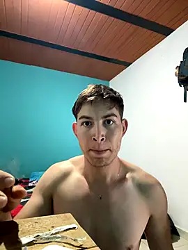 AlexanderBianchi2 online show from 11-08-25, 01:00