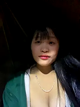 Snapshot of ThuxO7 chatting on 11-03-25, 11:48 ThuxO7 online show from 11-03-25, 11:48