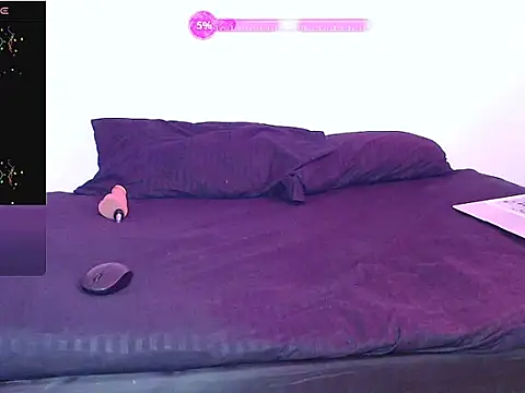 Snapshot of cristalsolei chatting on 12-03-25, 03:10 cristalsolei online show from 12-03-25, 03:10