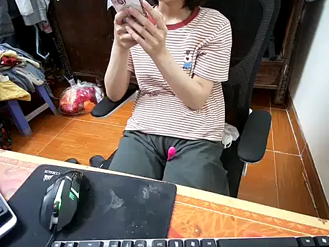 ---Lusi03--- online show from 04-02-26, 02:42