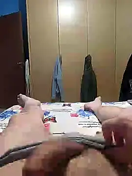 Snapshot of Cini75 chatting on 05-23-26, 07:35 Cini75 online show from 05-23-26, 07:35