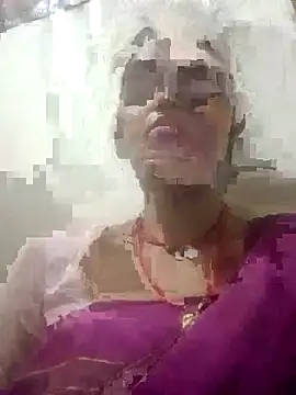 Jooli cuty online show from 11-20-25, 05:23