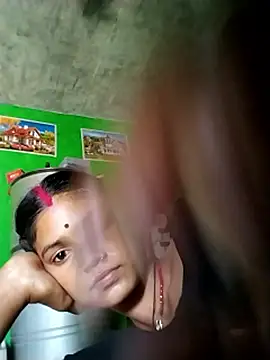 Jooli cuty online show from 04-02-26, 04:43