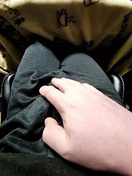 yuyuyu23565 online show from 11-09-25, 12:36