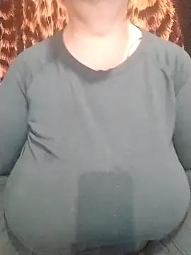 Snapshot of MyHoneyKira chatting on 11-10-25, 07:40 MyHoneyKira online show from 11-10-25, 07:40