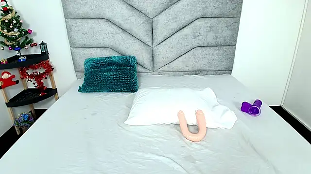 KimberlyFox t online show from 01-14-26, 02:23