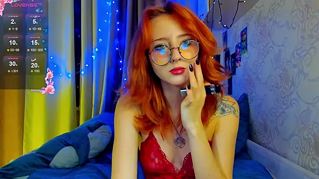 DragonflyLiza online show from 11-22-25, 12:04