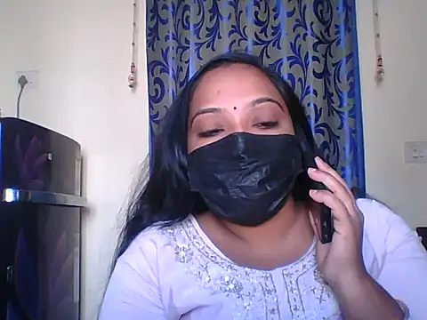 Mathi cam online show from 02-06-26, 04:39