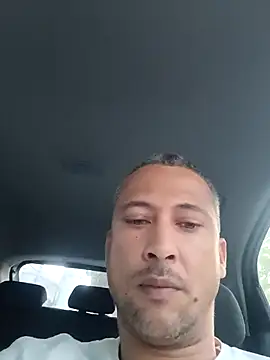 Arrombador20 online show from 04-15-26, 07:58