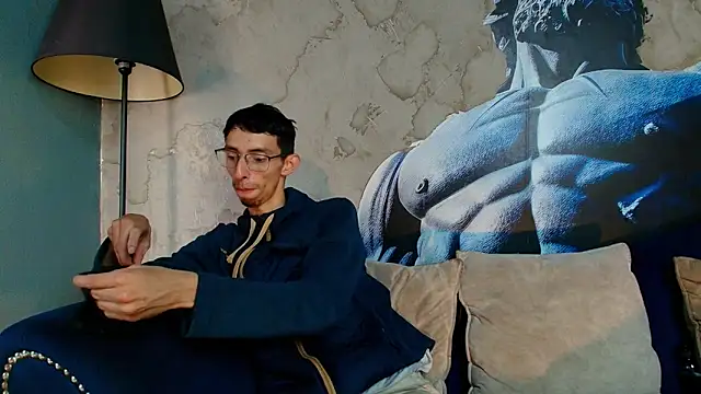 ZyroNight online show from 11-22-25, 02:05