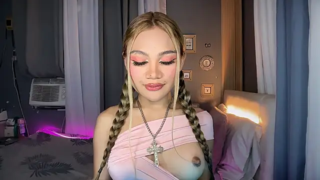 Tsfoxyangelx online show from 04-13-26, 07:30