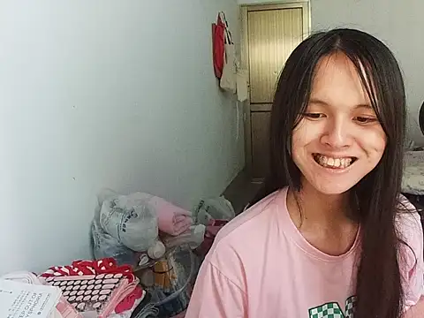 RebelAura online show from 06-17-26, 11:49