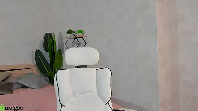 Ella Burns online show from 11-14-25, 08:35