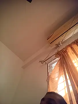 Snapshot of RubyEntity chatting on 11-07-25, 04:45 RubyEntity online show from 11-07-25, 04:45