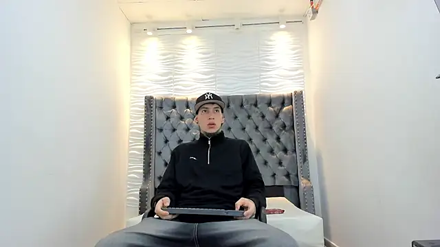 DANTE ARMSTRONG online show from 01-07-26, 03:53