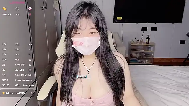 Snapshot of Chayka_21 chatting on 11-05-25, 05:13 Chayka 21 online show from 11-05-25, 05:13