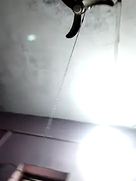 Snapshot of Thaper_Meera2 chatting on 11-07-25, 06:13 Thaper Meera2 online show from 11-07-25, 06:13