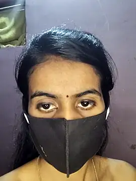 Snapshot of Thaper_Meera2 chatting on 04-26-26, 01:58 Thaper Meera2 online show from 04-26-26, 01:58