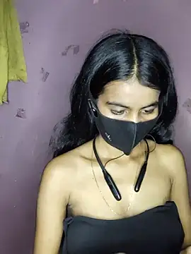 Snapshot of Thaper_Meera2 chatting on 05-16-26, 08:22 Thaper Meera2 online show from 05-16-26, 08:22