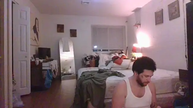 Redriddinghood8 online show from 01-19-26, 02:37