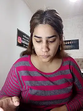 nahiarabiel33 online show from 04-28-26, 05:18