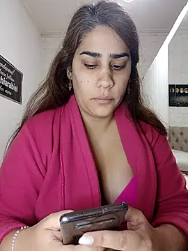 nahiarabiel33 online show from 05-10-26, 06:13
