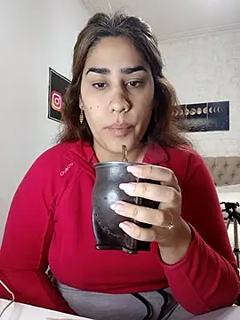 nahiarabiel33 online show from 05-16-26, 05:45