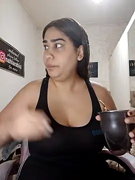 nahiarabiel33 online show from 06-03-26, 05:40