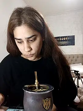 nahiarabiel33 online show from 06-04-26, 04:57