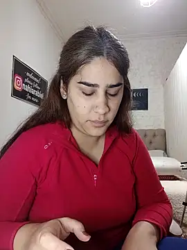 nahiarabiel33 online show from 06-20-26, 06:44