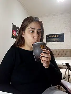 nahiarabiel33 online show from 07-03-26, 05:19