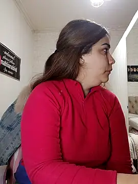nahiarabiel33 online show from 07-05-26, 06:04