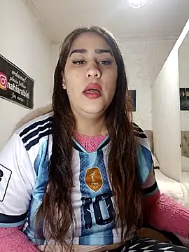 nahiarabiel33 online show from 07-15-26, 04:23