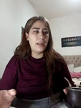 nahiarabiel33 online show from 08-01-26, 07:35