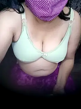 Snapshot of Anjali-25 chatting on 07-01-26, 04:40 Anjali-25 online show from 07-01-26, 04:40