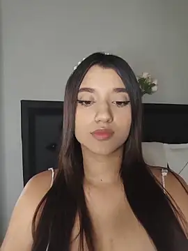 violett fowlerxx online show from 06-09-26, 11:22