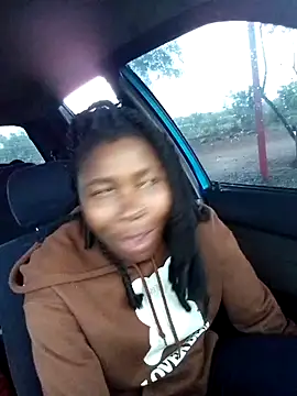 Snapshot of freakyCouple012 chatting on 11-17-25, 03:18 freakyCouple012 online show from 11-17-25, 03:18