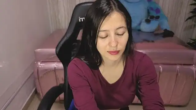 scarlett percy t online show from 02-13-26, 03:52