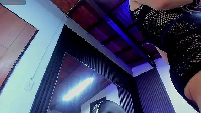 Caitlyn-Joness  online show from 03-31-26, 07:58