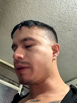 Snapshot of RaySullivan chatting on 11-07-25, 02:28 RaySullivan online show from 11-07-25, 02:28