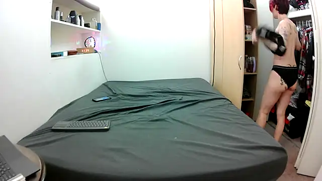 Empress Lilith online show from 04-11-26, 04:33