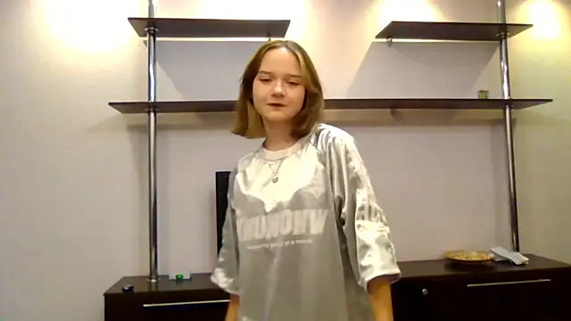 Snapshot of AlissaGerardo chatting on 11-05-25, 01:22 AlissaGerardo online show from 11-05-25, 01:22