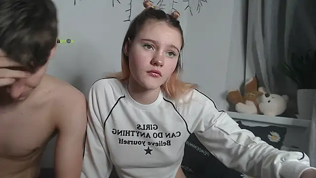 cute couple69 online show from 11-18-25, 12:16