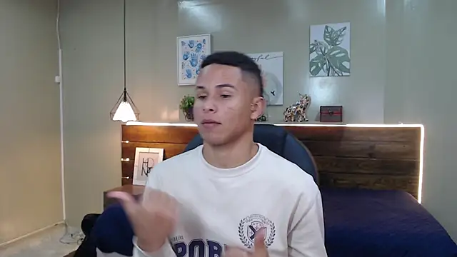 Liams18 online show from 11-30-25, 12:53