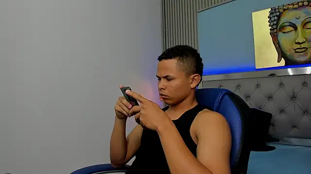 Liams18 online show from 01-08-26, 11:18